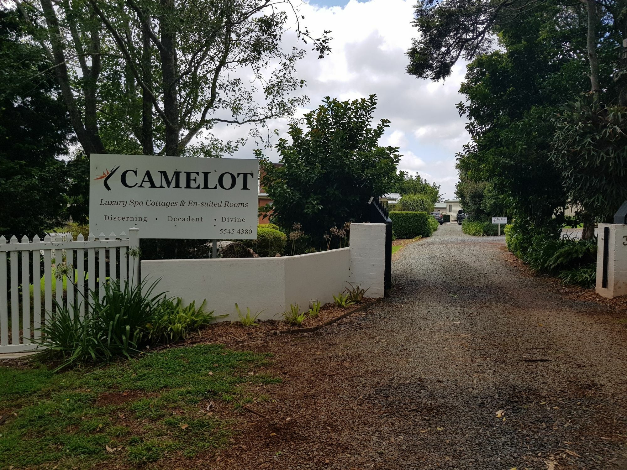 Camelot Boutique Accommodation Núi Tamborine Ngoại thất bức ảnh